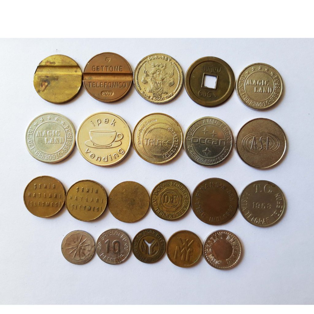 ژتون های سکه ای خارجی از کشورهای مختلف، ۲۱ عدد