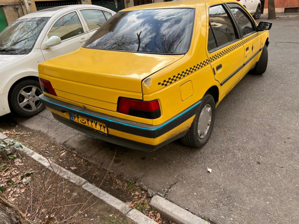 تاکسی زرد مدل ۹۶